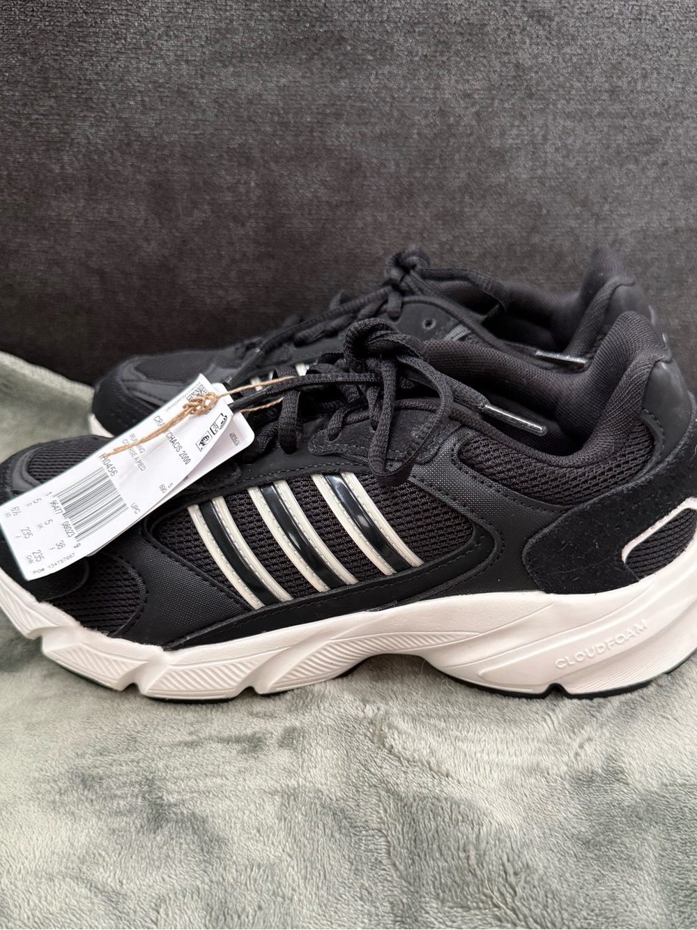 New Men’s ADIDAS Crazy Chaos 2000 Size 6.5 Black and White Athletic Sneakers